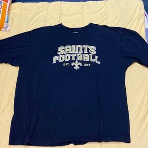 2👕$15 Reebok New Orleans Saints Tee Shirt Size XL.